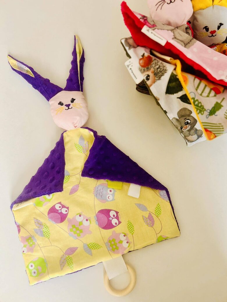 Miega zaķītis no minky flīsa un kokvilnas "Mīļās pūcītes''