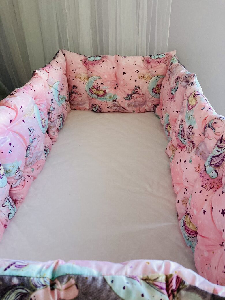  Mīkstās apmalītes gultiņai “Vienradži” 