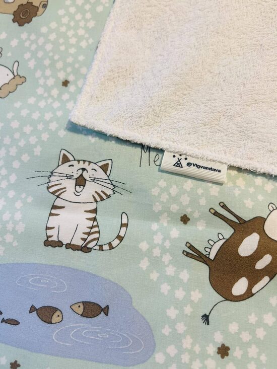 Mitrumnecaurlaidīgs aprūpes paladziņš "Ferma"