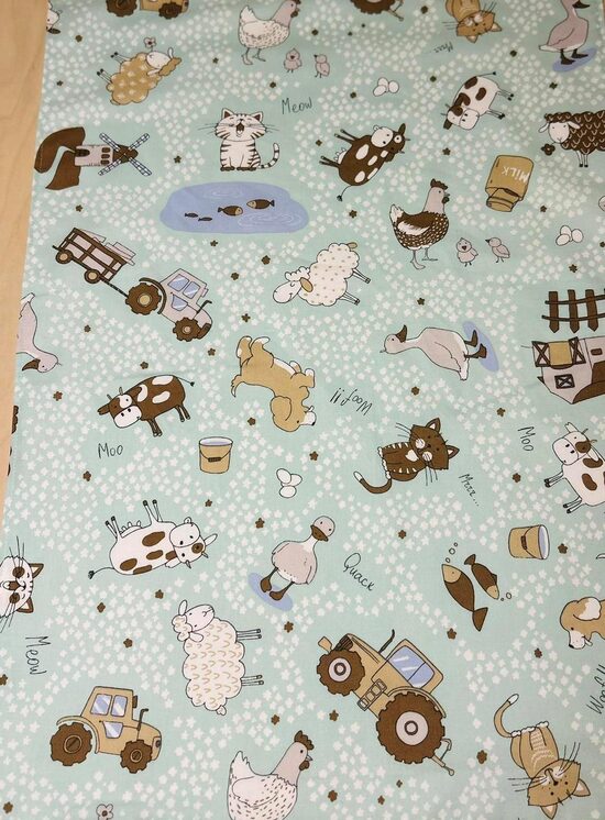 Dažādi audumi un audumu atgiezumi