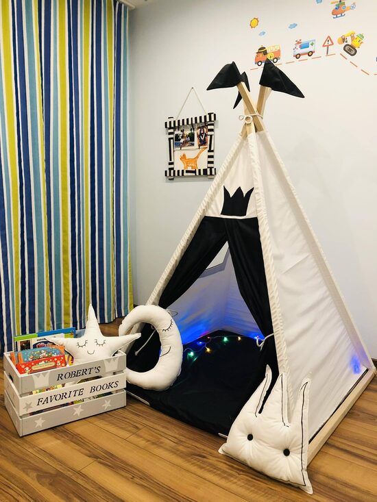 Vigvams "Melnbaltā karaļvalsts"