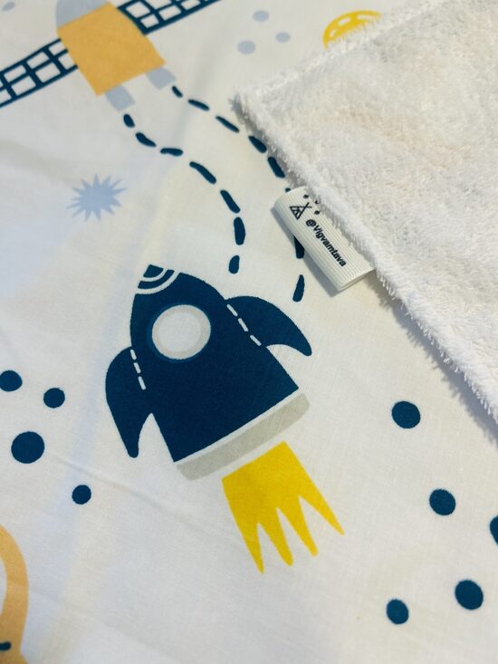 Mitrumnecaurlaidīgs aprūpes paladziņš “Kosmoss” 